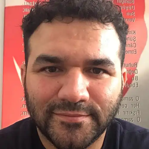 Durmuş Şımarmaz
